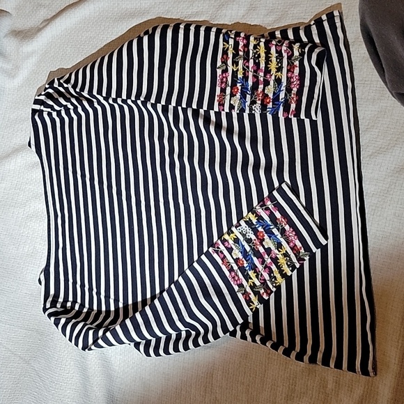 TALBOTS Navy White Striped Long Sleeve Top Blouse Size Medium EUC - Picture 6 of 6